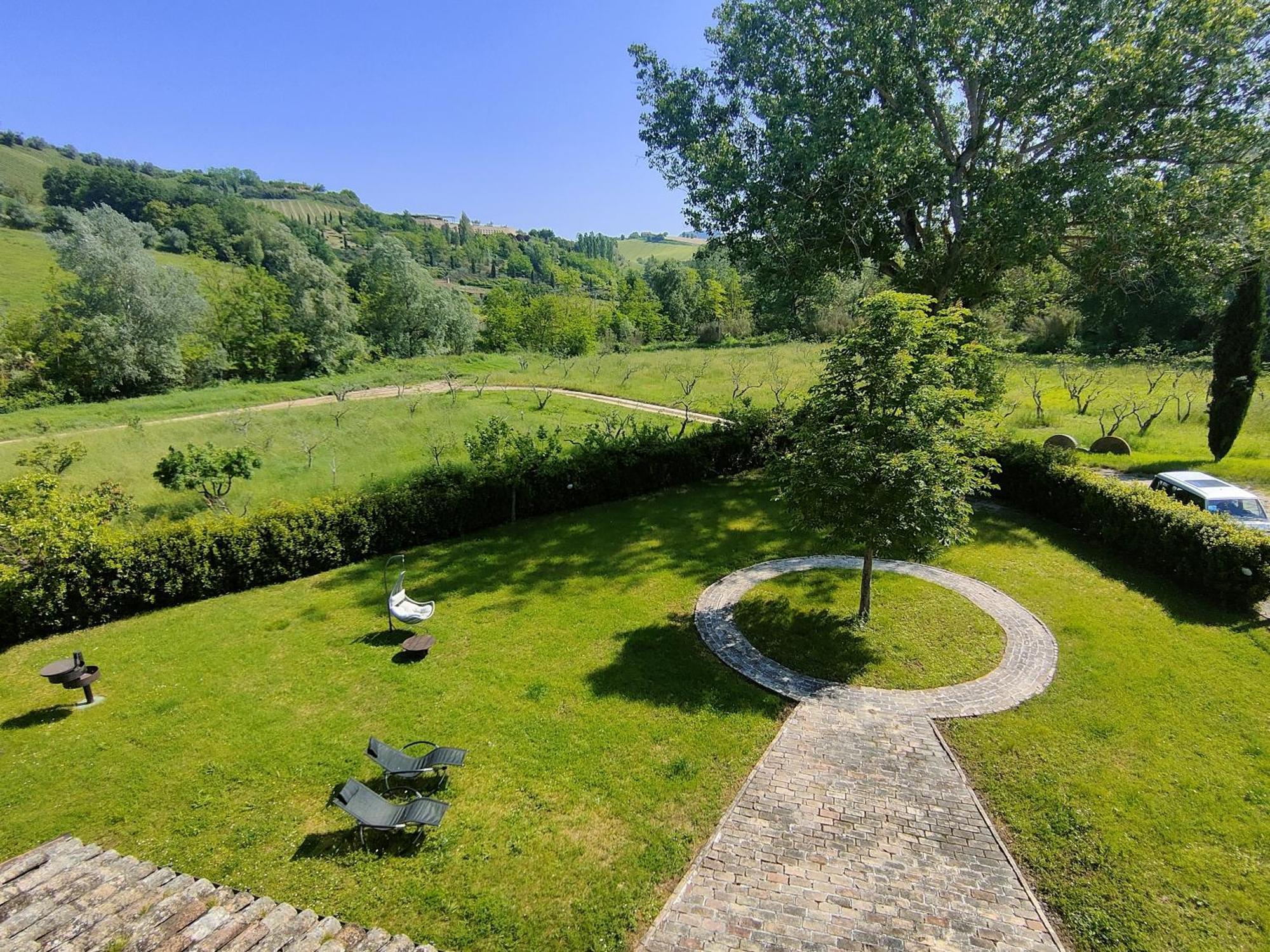 הוילה Carassai Agriturismo La Casa Del Vecchio Mulino מראה חיצוני תמונה